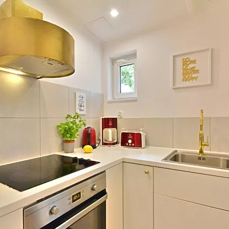 Sunset - Kapitanska - Rodzinna Blisko Promenady - Plaza 500m アパート *